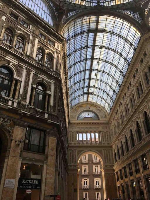 Casa Via Toledo. Centralissima E Vicina Al Porto Apartment Naples Exterior photo
